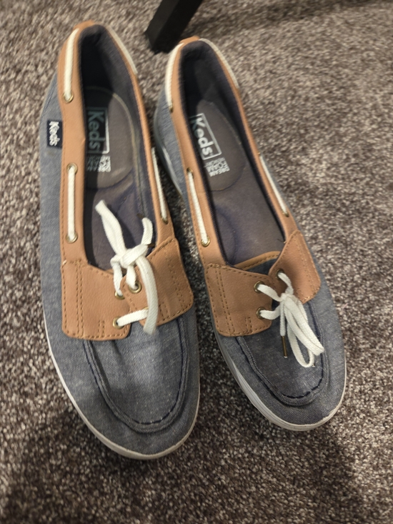 Keds Shoes - Womens size 7.5 keds boat shoes slip on